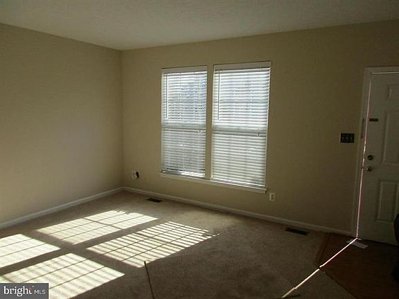 2nd image of 121 Spencer Cir