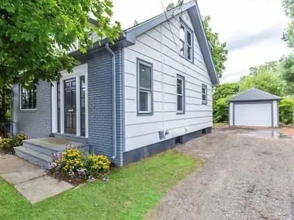(undisclosed Address), Warwick, RI 02886