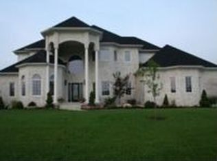 2364 Waterside Cir, Avon, IN