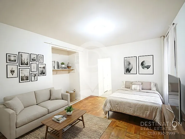 862 43rd St #1R — Photo 1