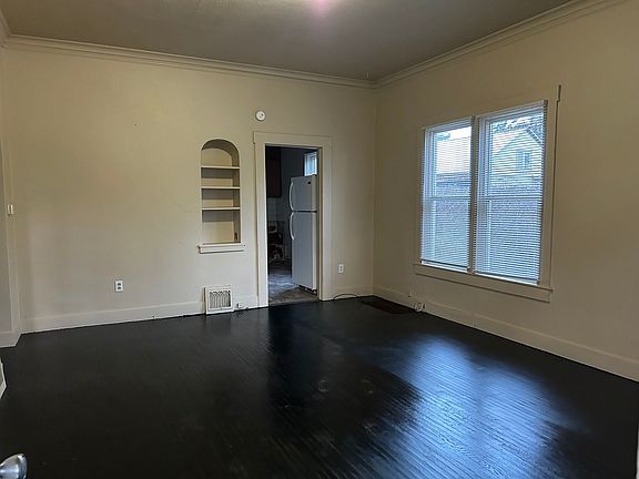 2nd image of 2714 W College Ave