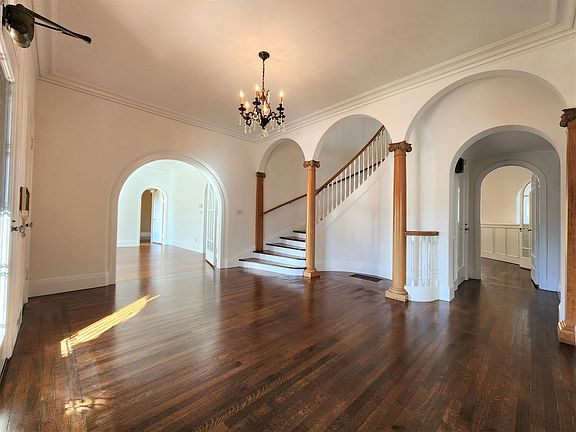 4th image of 625 Hale St