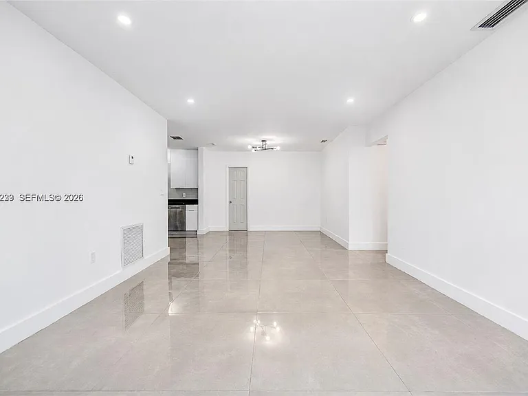 321 NW 56th Ave — Photo 24