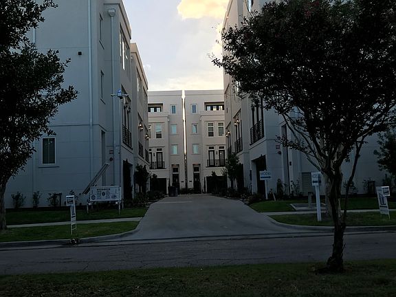 4th image of 4454 Yoakum Blvd