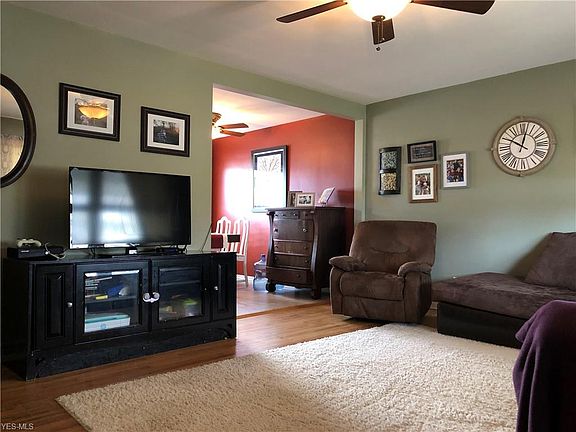 2nd image of 615 Gary Dr