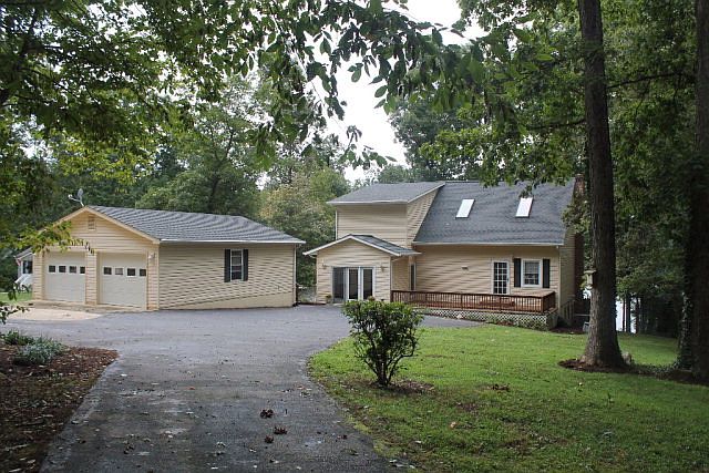 1st image of 109 Birchwood Ct