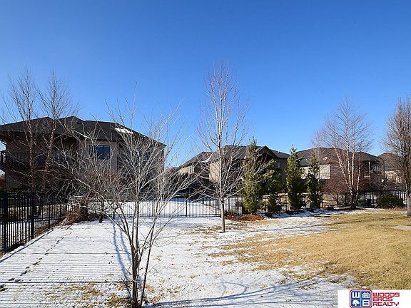 3rd image of 6601 S 86th St