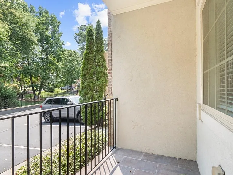 2360 Logan Cir #101 — Photo 28