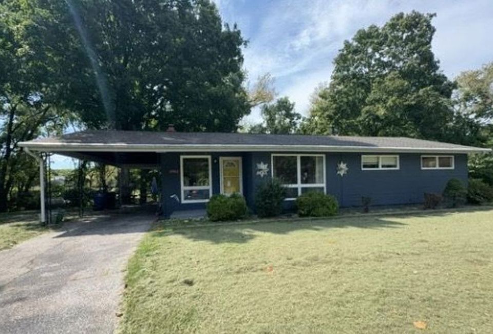 1st image of 10866 Mercer Ct