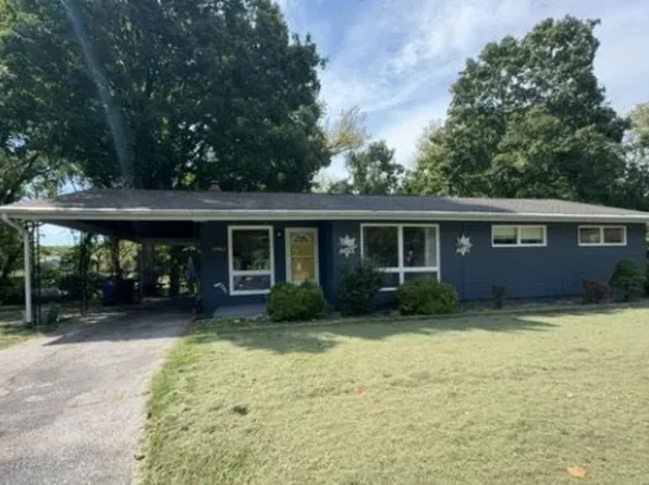 10866 Mercer Ct, Saint Ann, MO 63074