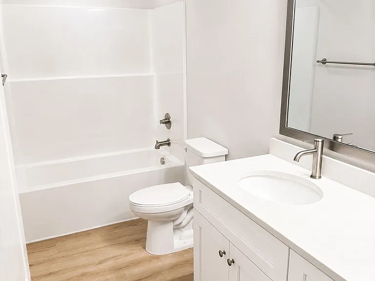 1144 Thayer Glen Ct — Photo 15