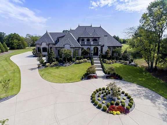 2nd image of 4230 Carrolton Dr