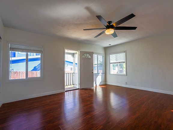 4th image of 3765 Angelo Ave