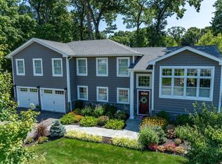 49 Viola Dr, Glen Cove, NY 11542