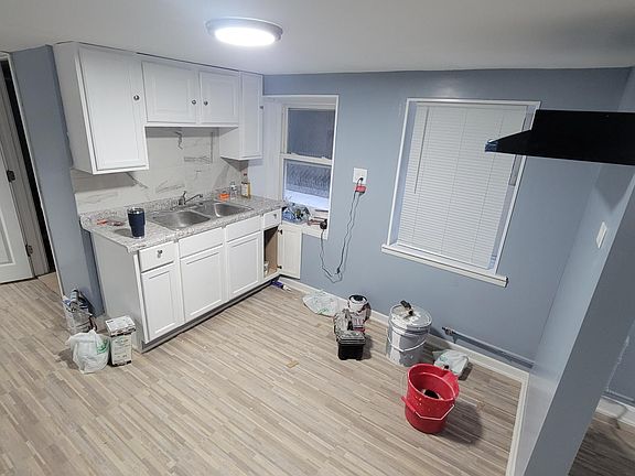 4th image of 4339 S Fairfield Ave