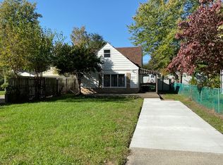 20121 Saint Francis St, Livonia, MI 48152