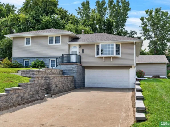 6115 Kansas Ave, Omaha, NE 68104