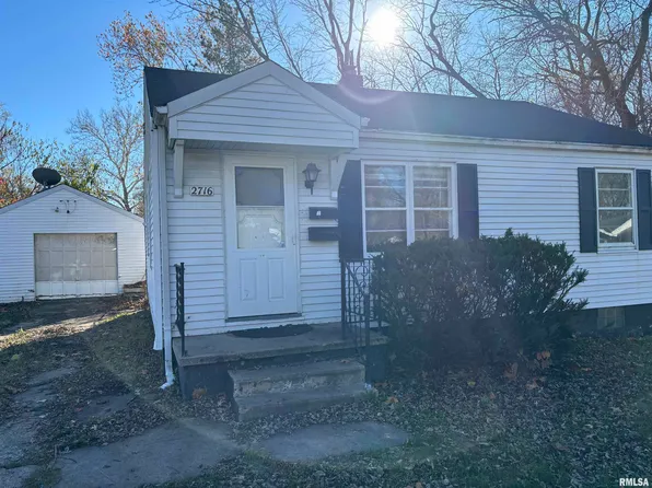 2716 W Humboldt St, Peoria, IL 61605