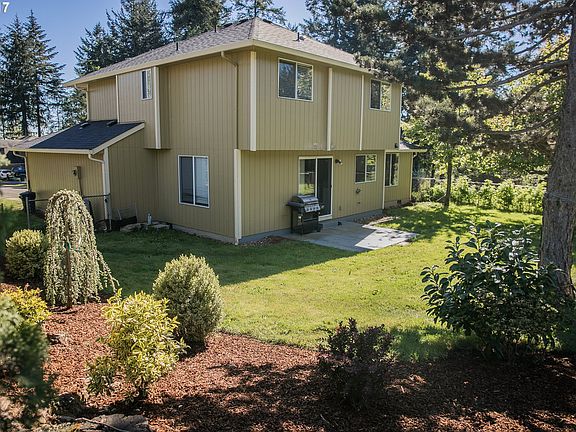 4th image of 18006 NE 205th Cir