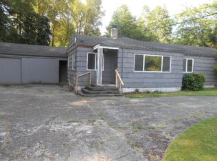 2206 80th St E, Tacoma, WA 98404
