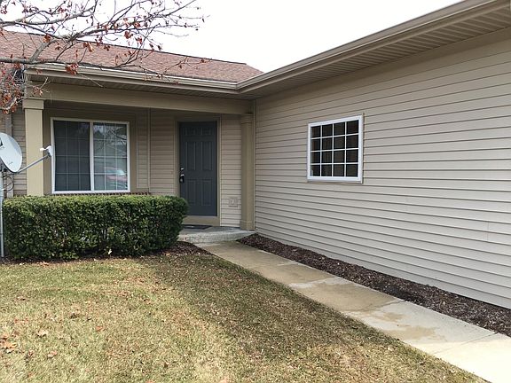 2nd image of 2628 Cascade Place Dr SE