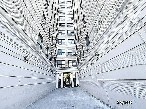 3495 Broadway image 8 of 11