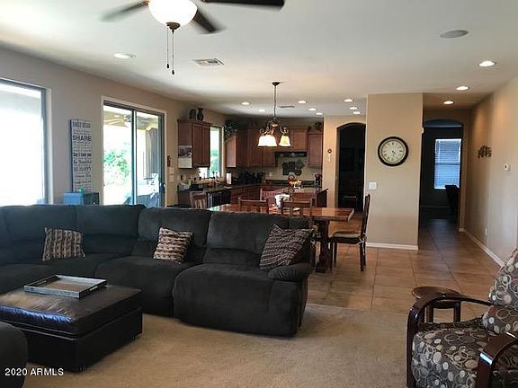 3rd image of 2560 E Carob Dr