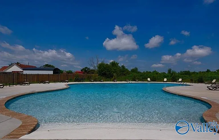 336 Jackson Point Cir — Photo 1