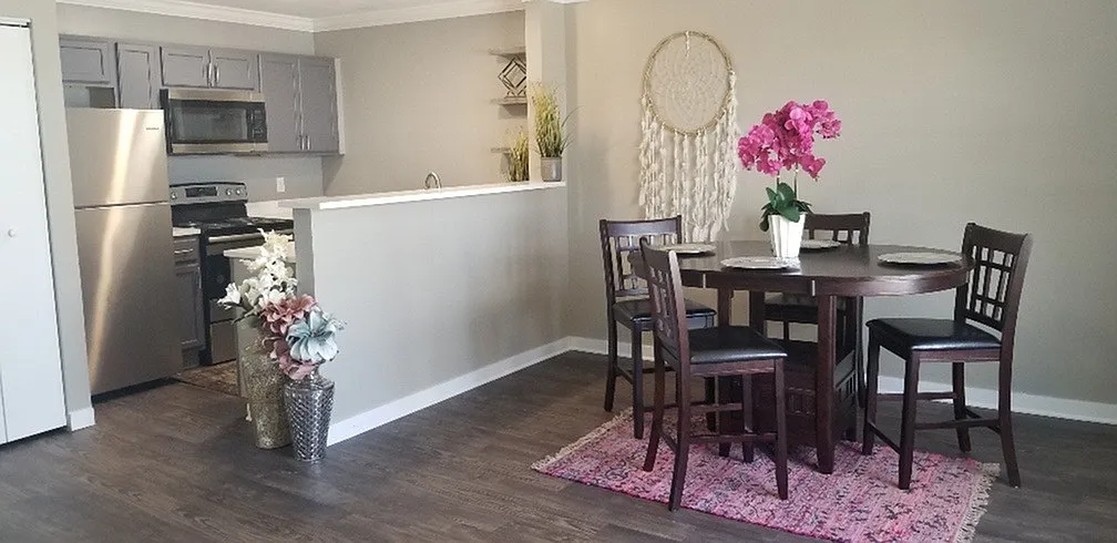 Elevate Apartments — Photo 1