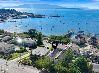 812 11th St, Bellingham, WA