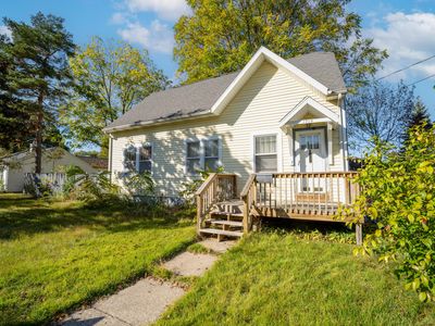 1719 Palmer Ave, Kalamazoo, MI, 49001