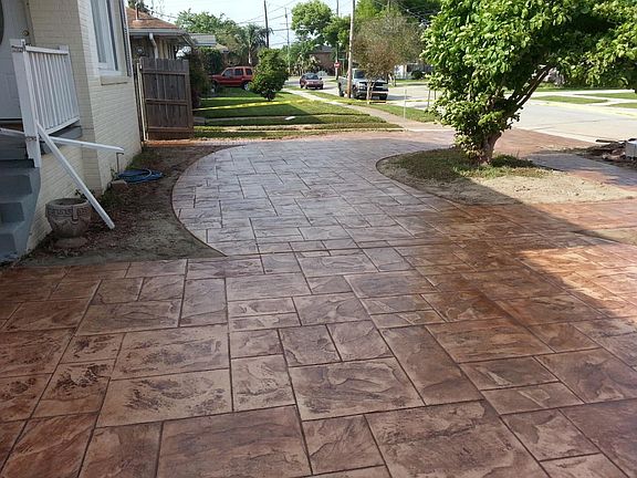 Circular Off Street Driveway