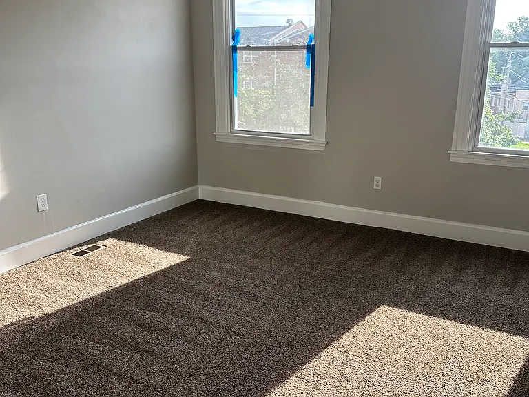 1633 N Hilton St — Photo 5