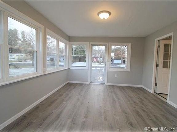 3rd image of 15 Brent Dr