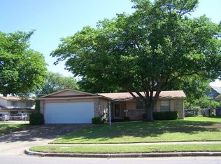 8658 Flicker Ln, Dallas, TX 75238