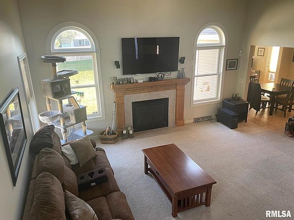 4th image of 2631 E 58th St