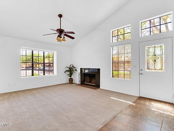 2nd image of 921 W UNIVERSITY Drive #1023