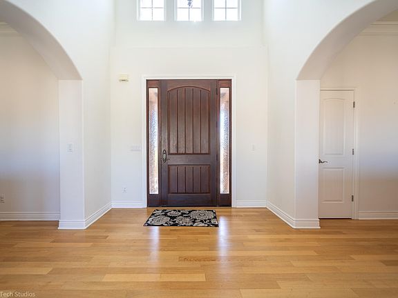 9907 Deschutes Rd-10