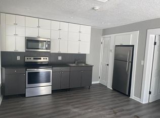 860 34th Ave S APT 23, Saint Petersburg, FL 33705