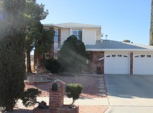 717 Villa Flores Dr, El Paso, TX 79912