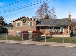 1118 2nd St, Wenatchee, WA 98801