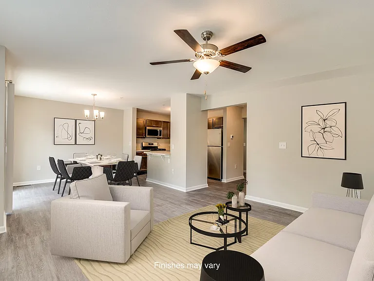 Killian Lakes Apartments and Townhomes — Photo 13