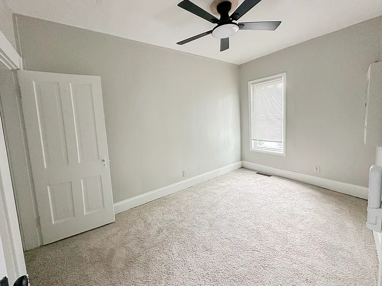 2313 East Ave — Photo 6
