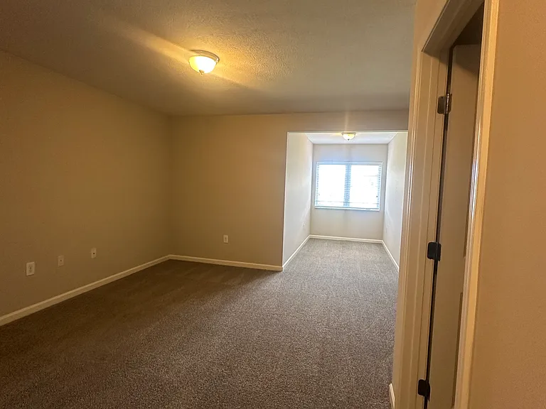 7312 Kirklington St — Photo 37
