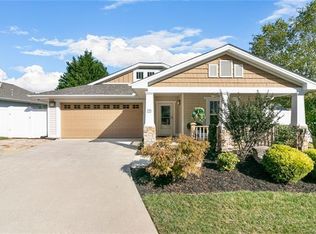 62 Sunview Cir, Arden, NC 28704