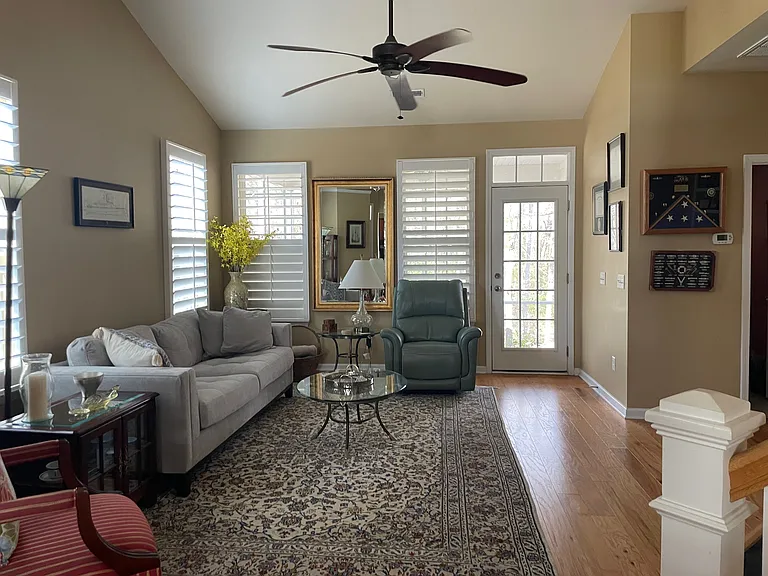 1645 Cristalino Cir — Photo 2