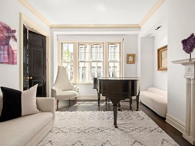 1140 5th Ave #8C, Manhattan, NY, 10128