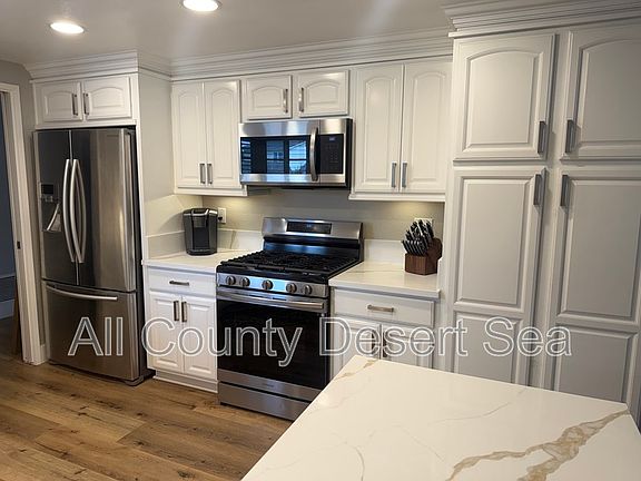 5th image of 17080 Buttonwood St