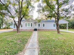 107 S Merritt St, Geneva, AL 36340