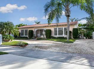 125 Yale Dr, Lake Worth, FL 33460
